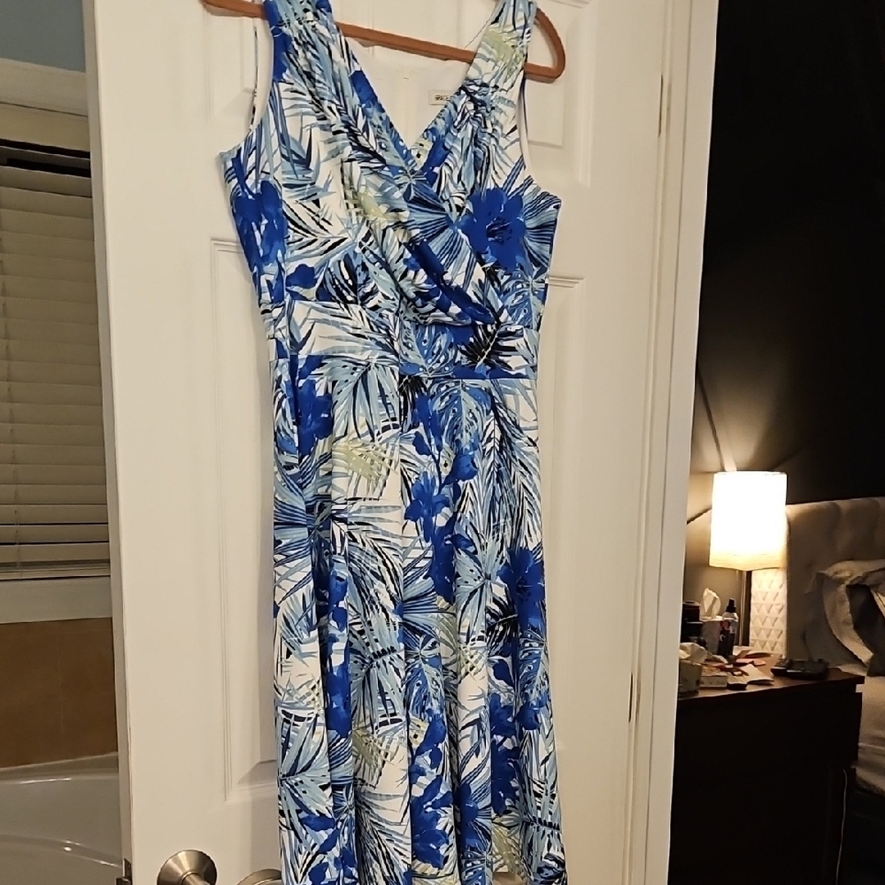 Blue and White Floral Women's Dress